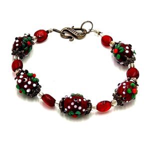 Vintage Art Glass Handmade Red Lampwork Green Flower White Black Beaded Bracelet
